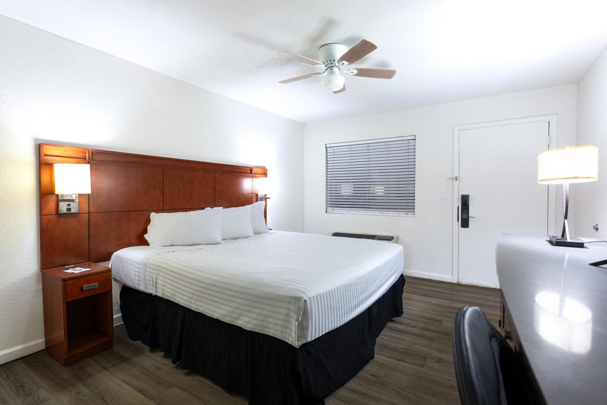 Travelodge By Wyndham Parker Luaran gambar